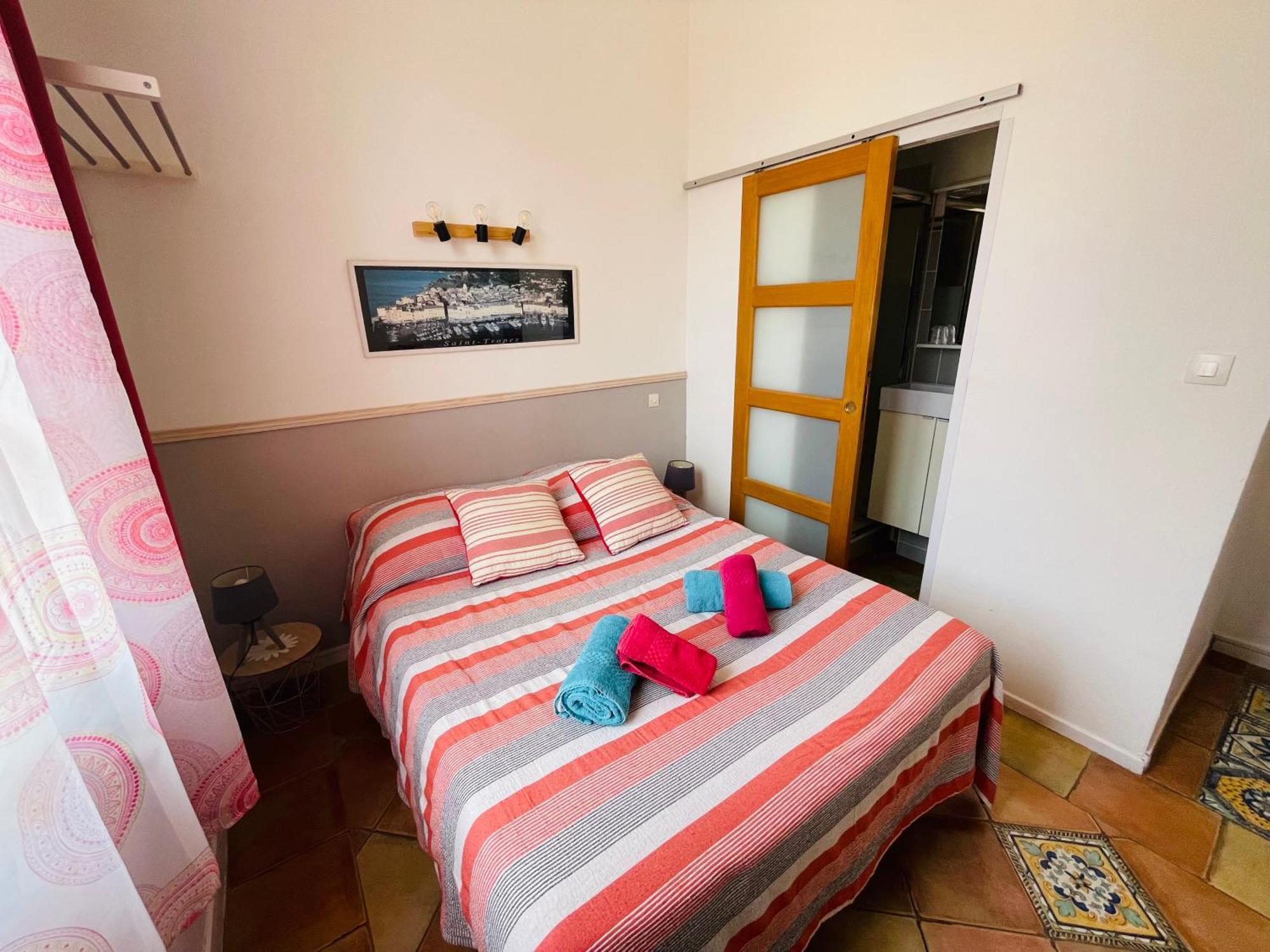 Hotel L'Escale Au Soleil Saint Aygulf Kültér fotó