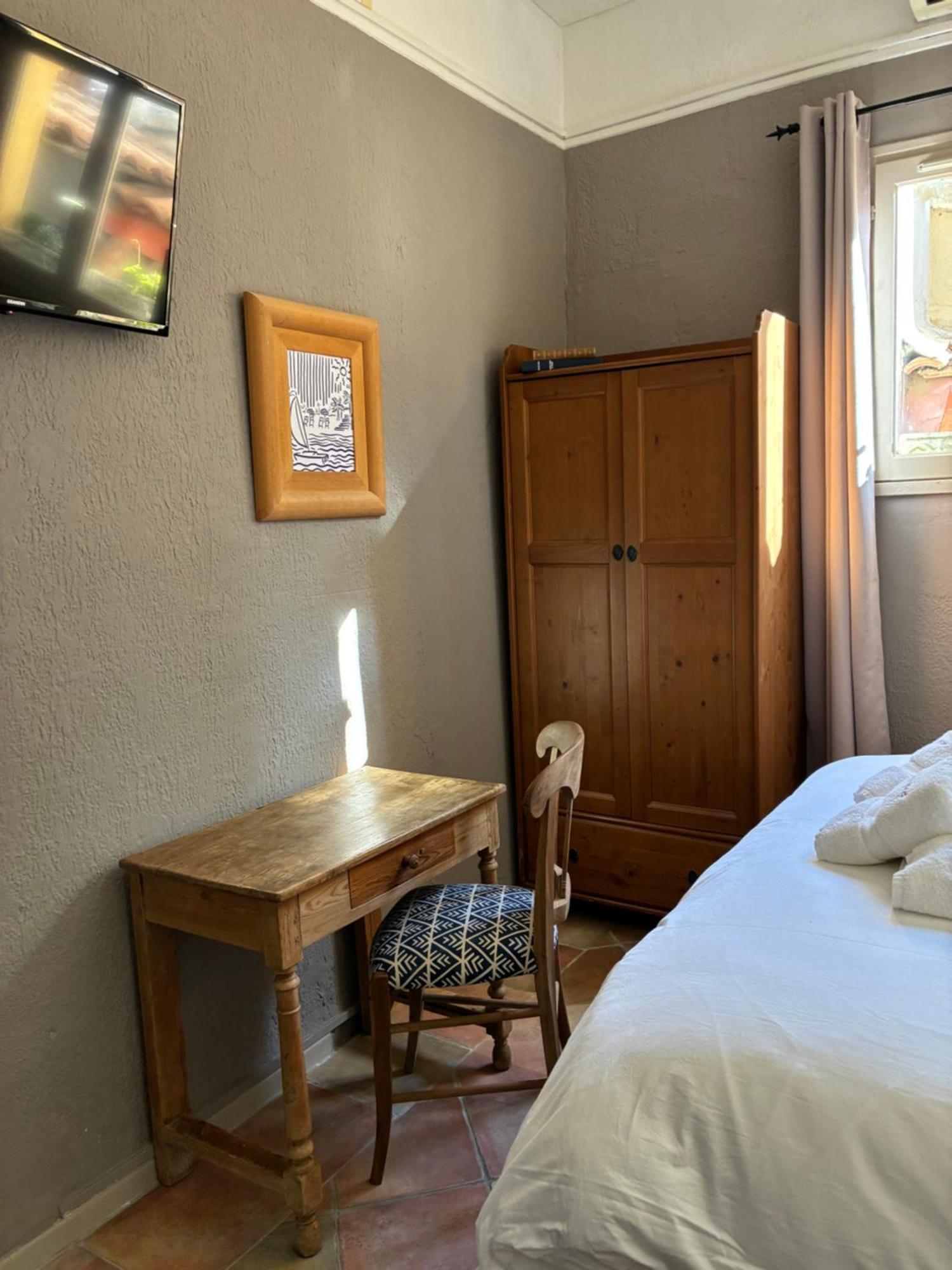 Hotel L'Escale Au Soleil Saint Aygulf Kültér fotó